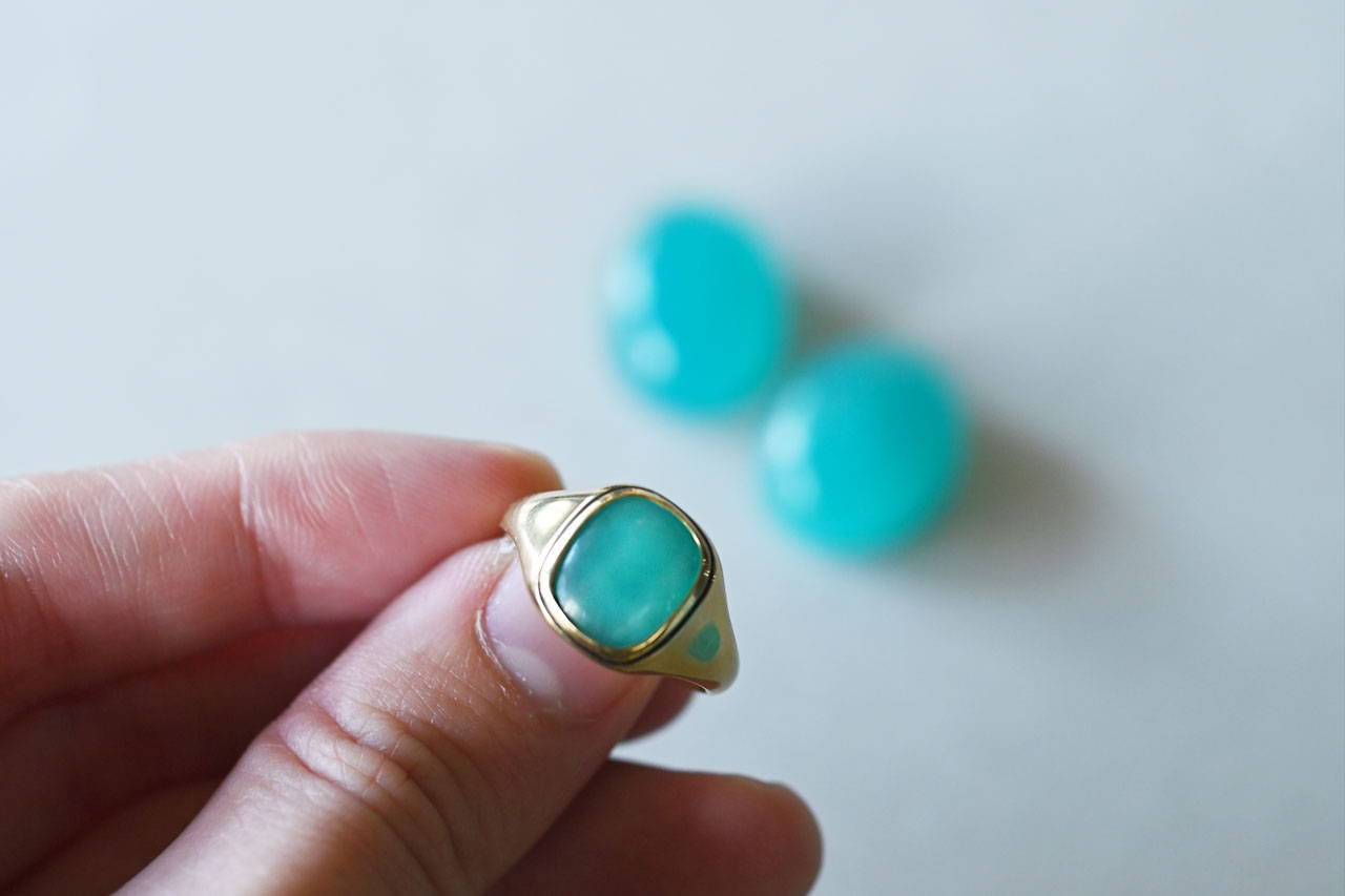 緑響く青 – MEDERU