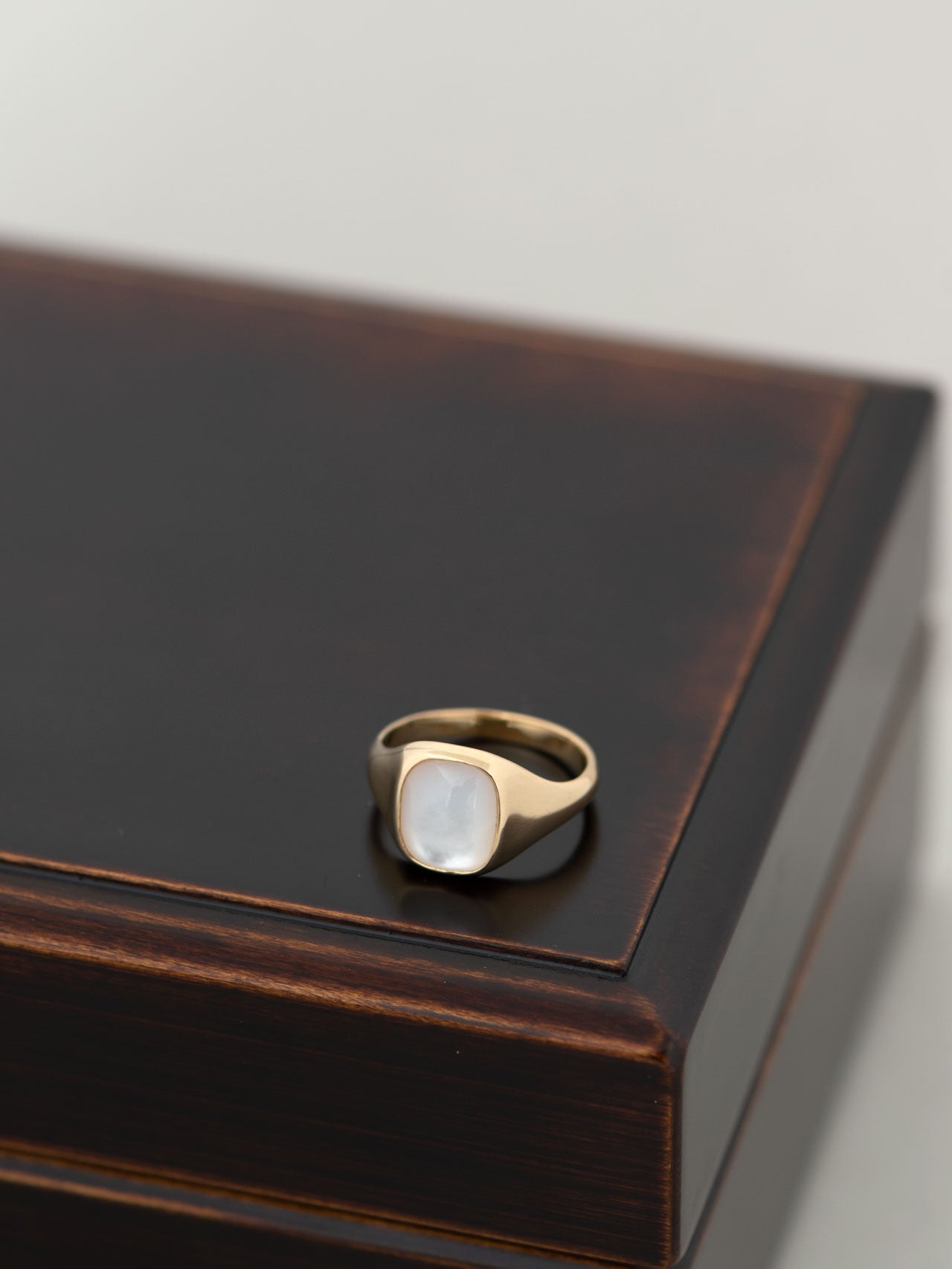Mother of pearl ring/ 現品