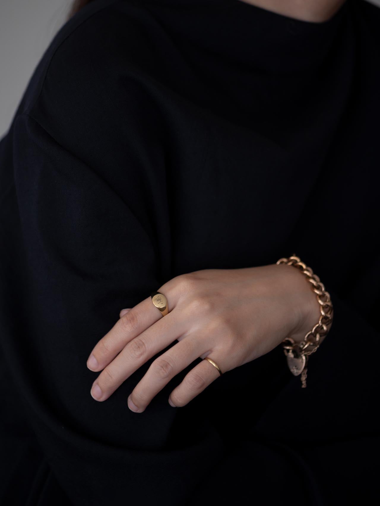 Signet ring -round- – mederu jewelry