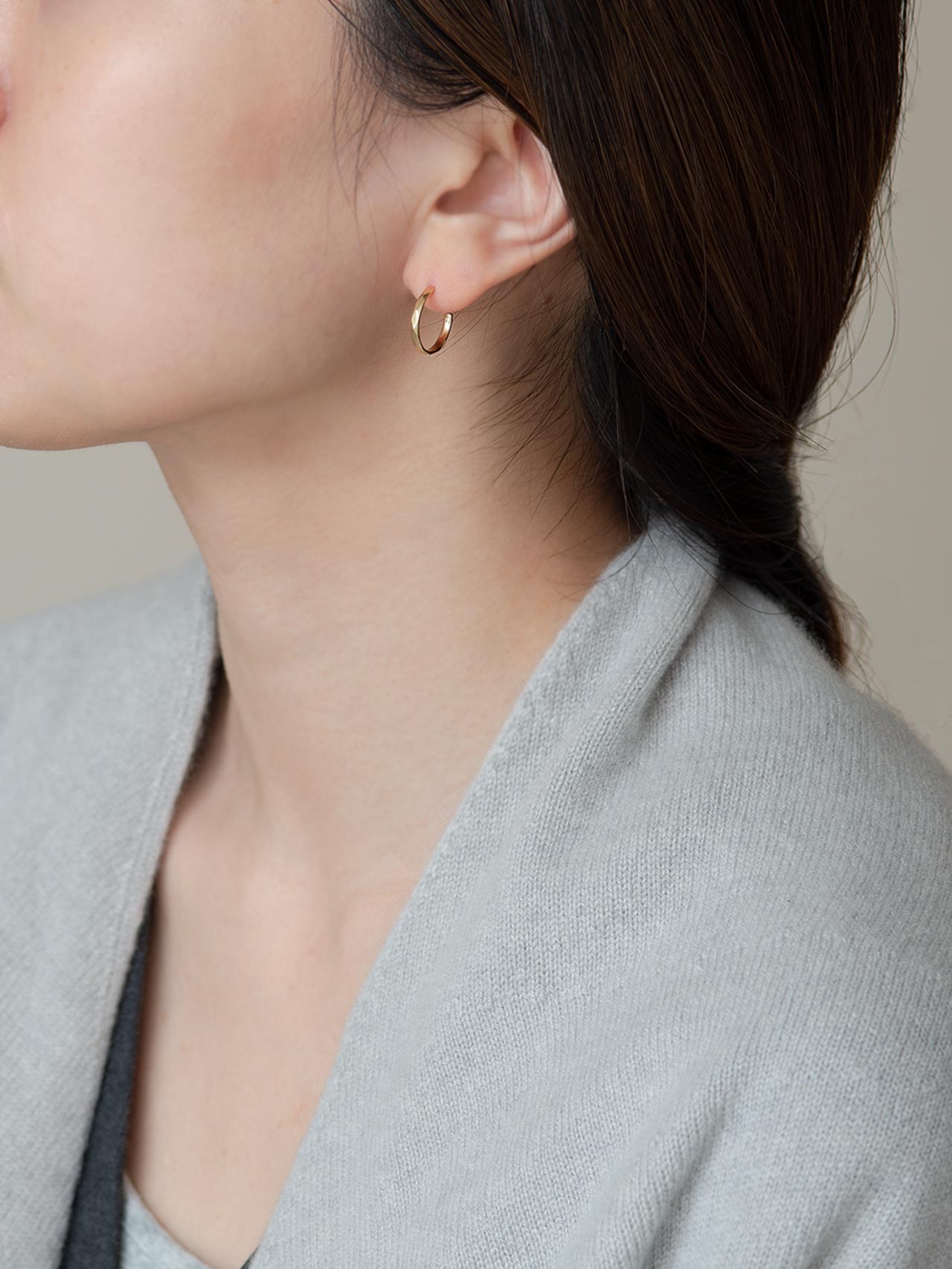 Plain cut hoop stud pierce L / 現品 – MEDERU