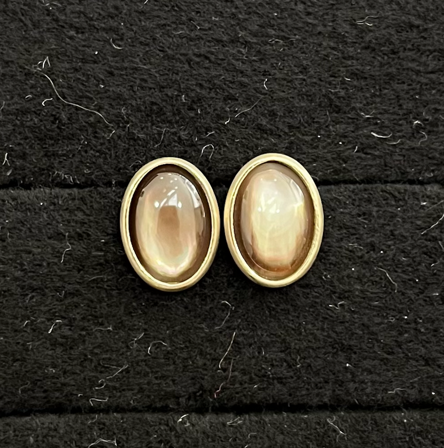 Black Mother of pearl oval pierce WG / 現品