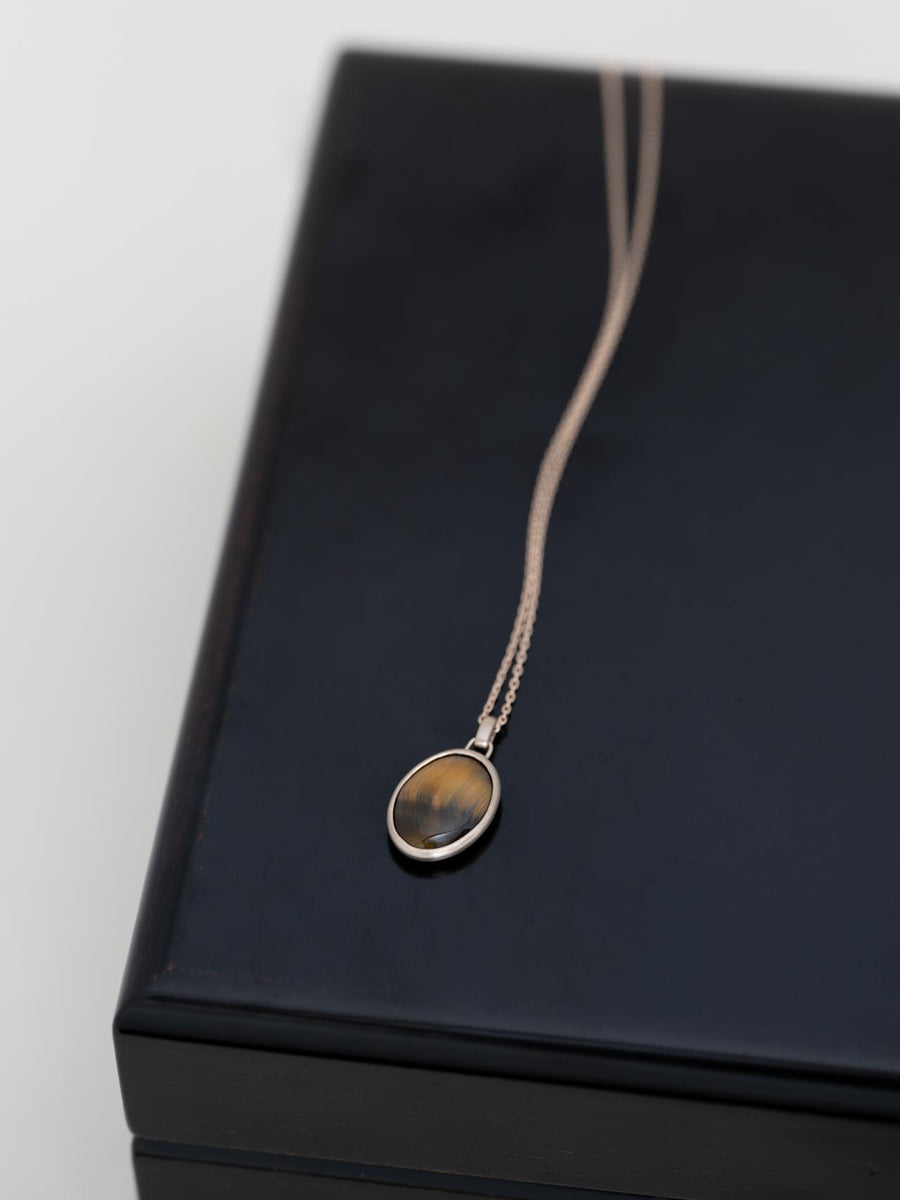 Tiger’s eye oval necklace M