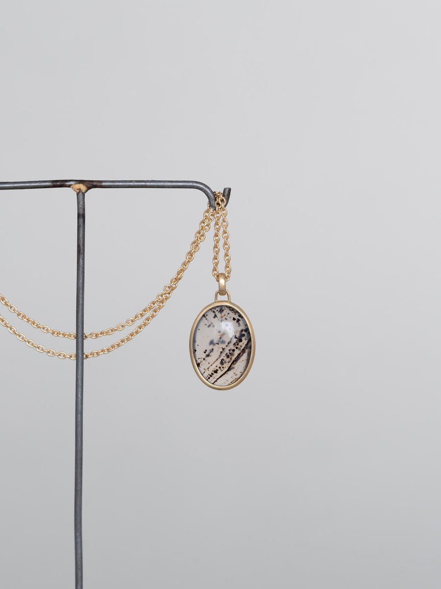 Agate oval necklace L