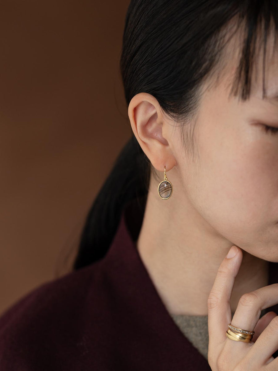 Agate oval hook pierce M