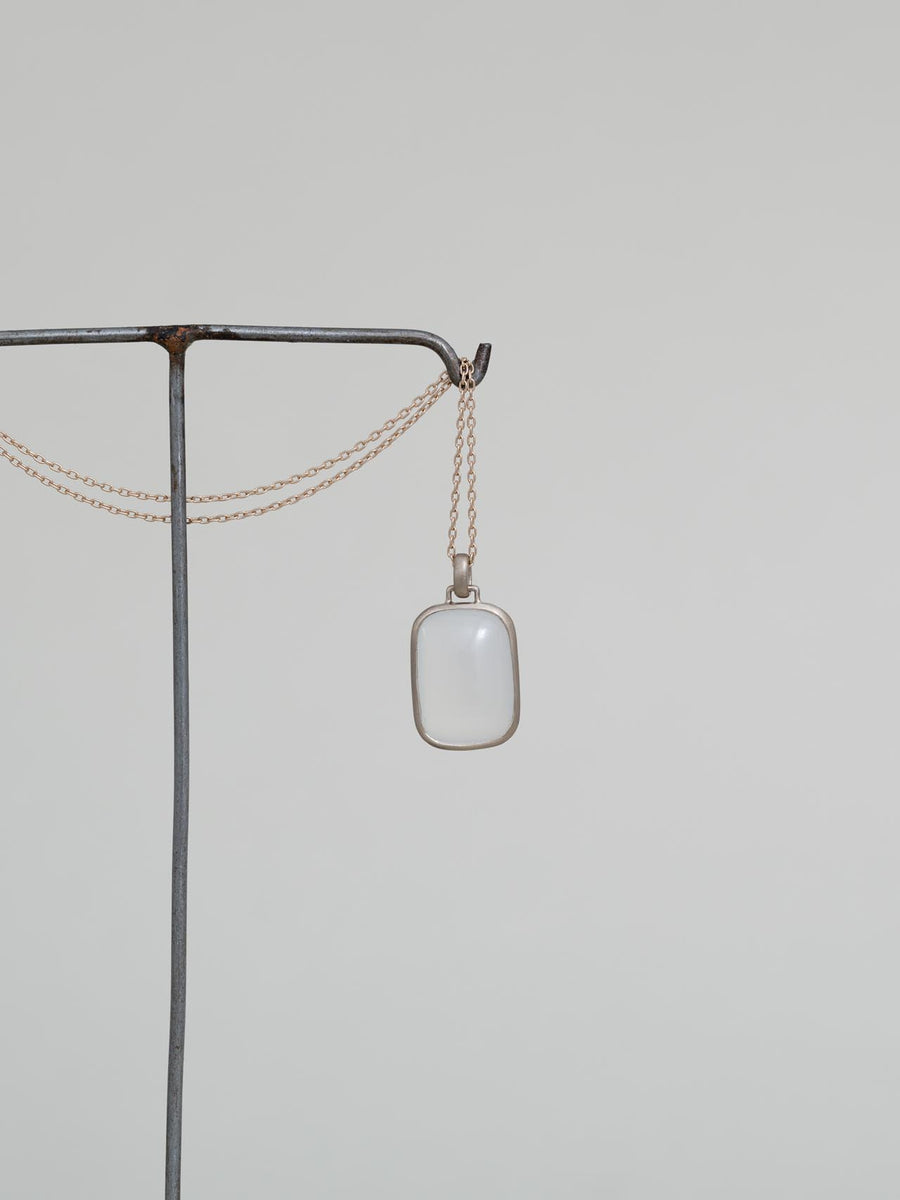 Chalcedony square necklace M - 灰白 -