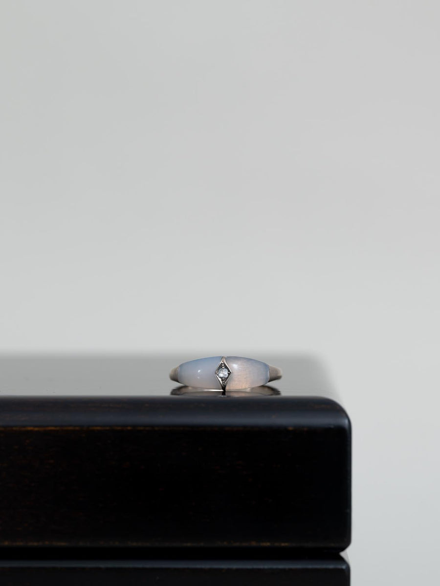 Chalcedony dome ring Ⅰ - 灰白 -