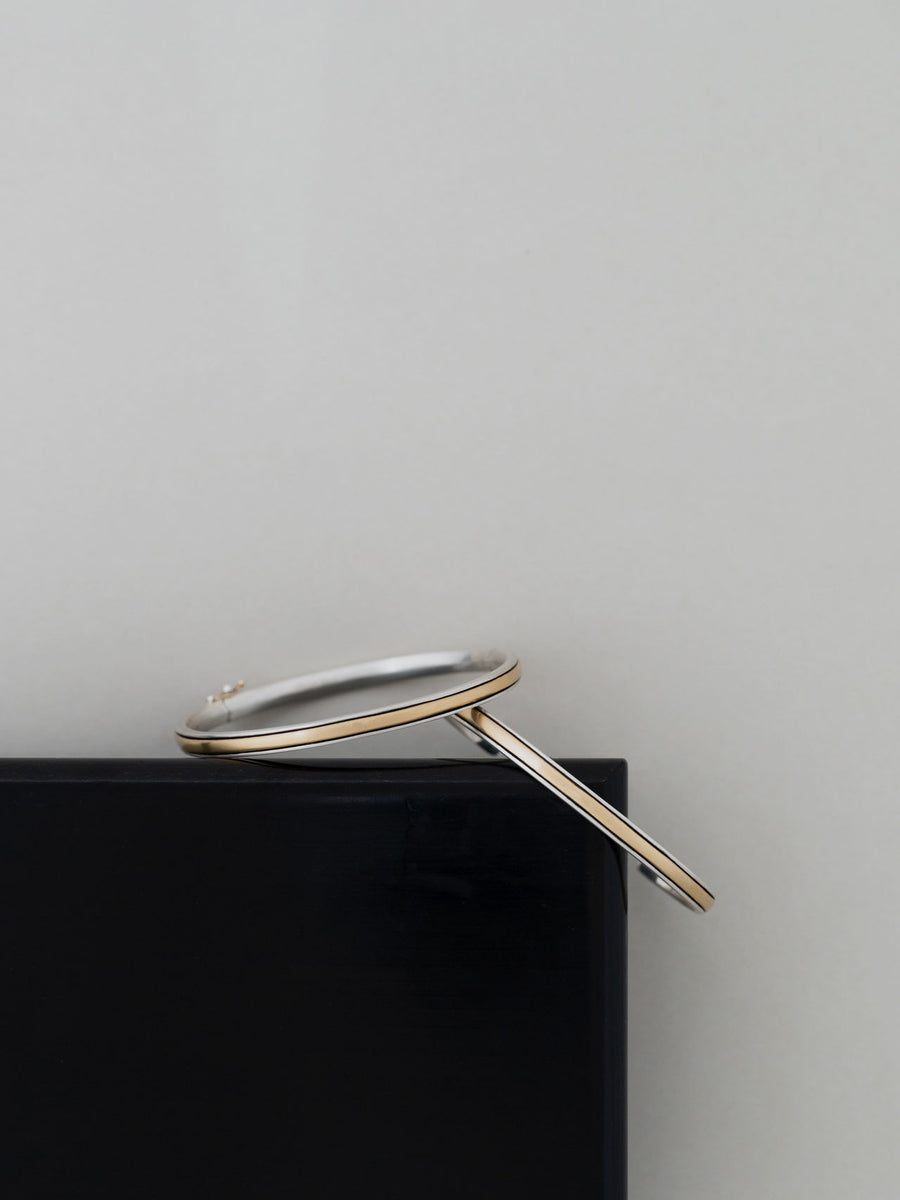Nude bangle