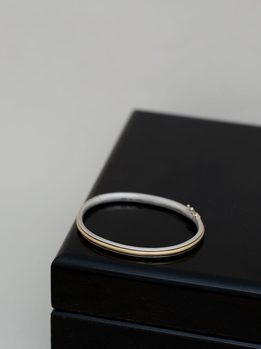 Nude bangle