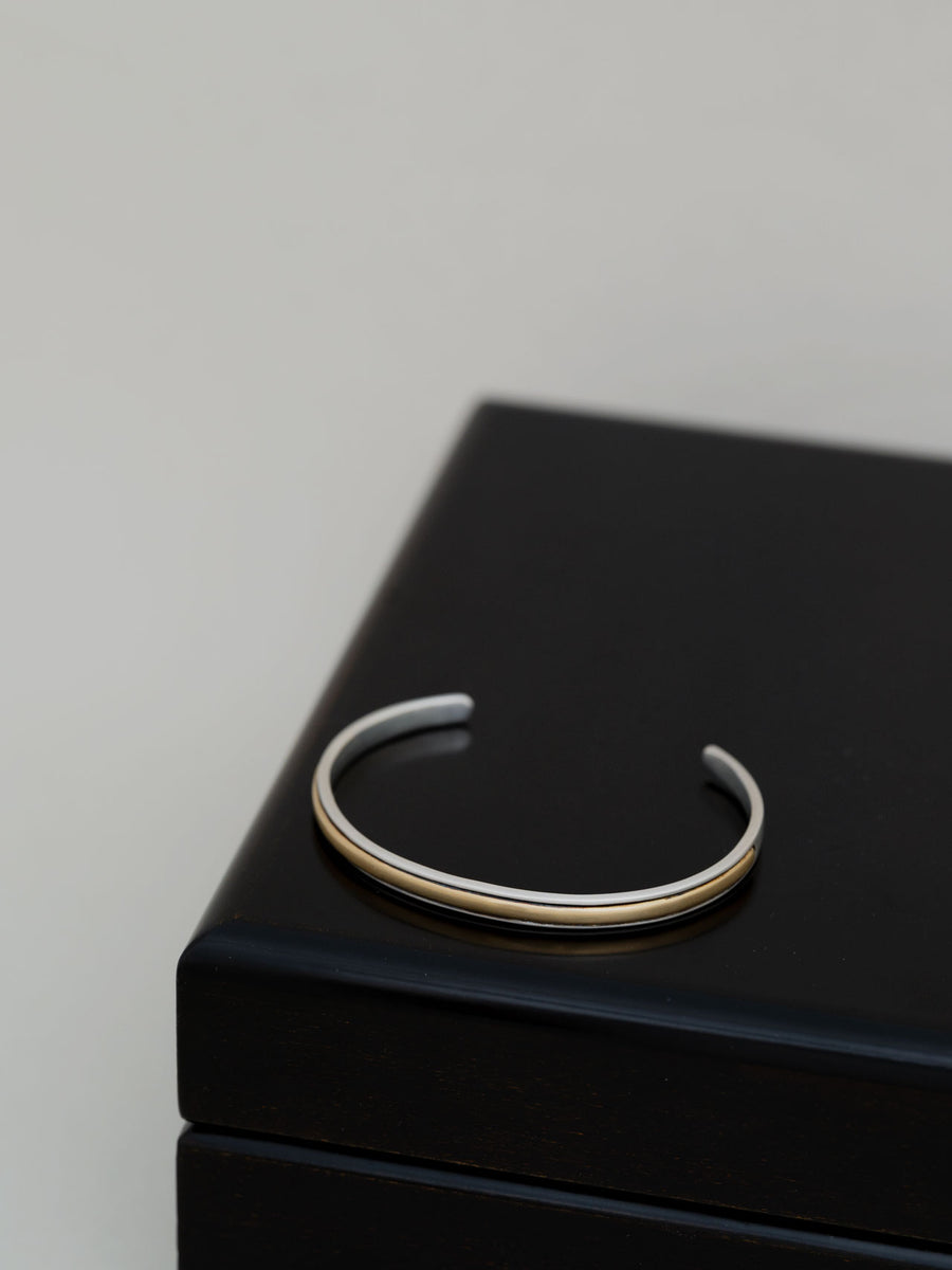 Nude bangle