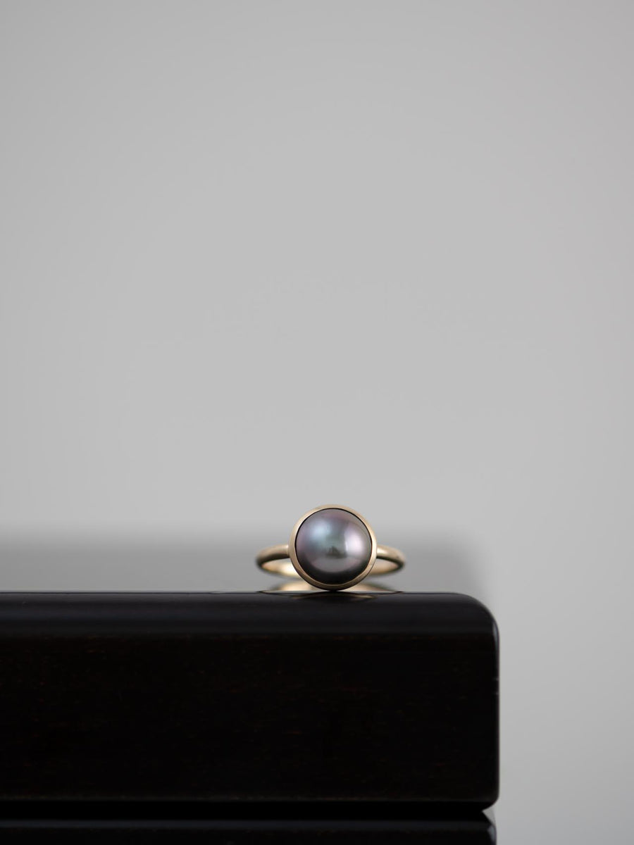 Pearl half ring - Black / 現品